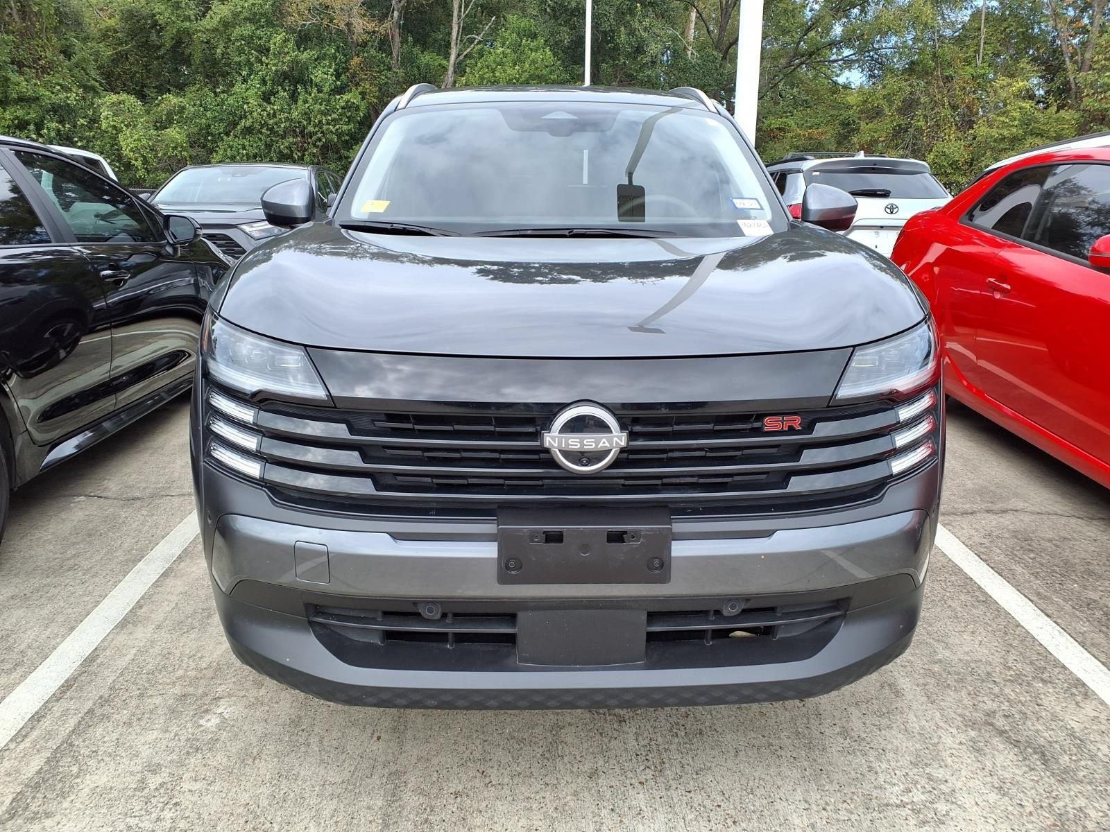 Used 2025 Nissan Kicks SR FWD image 4