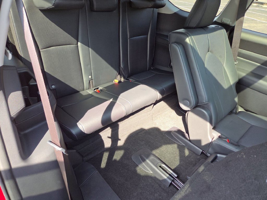 Used 2026 Toyota Grand Highlander AWD image 34