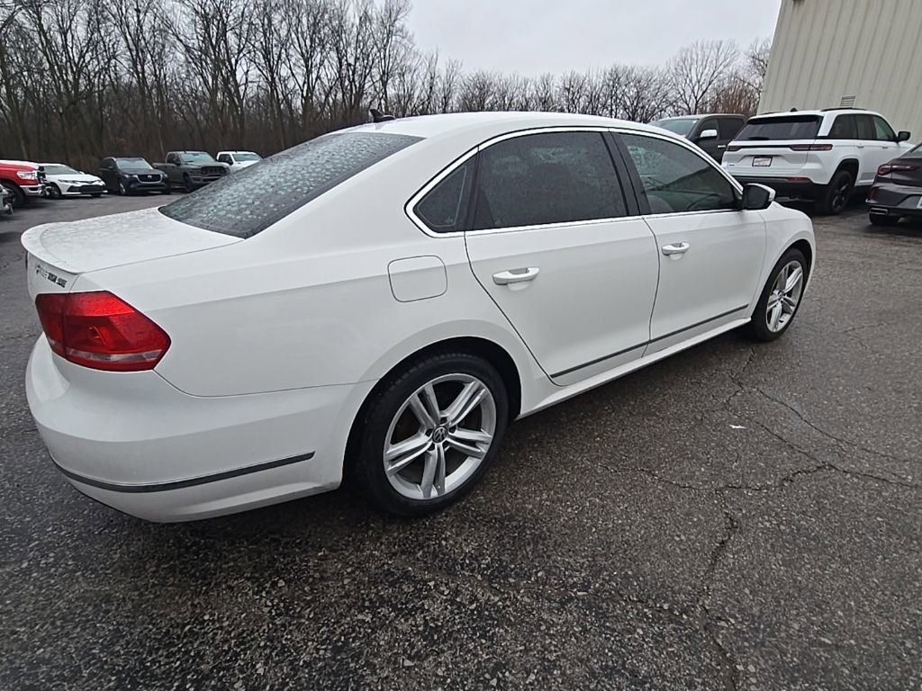 Used 2014 Volkswagen Passat TDI SE FWD image 8
