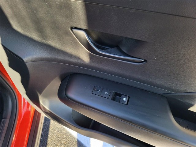 Used 2024 Hyundai Kona SEL image 13