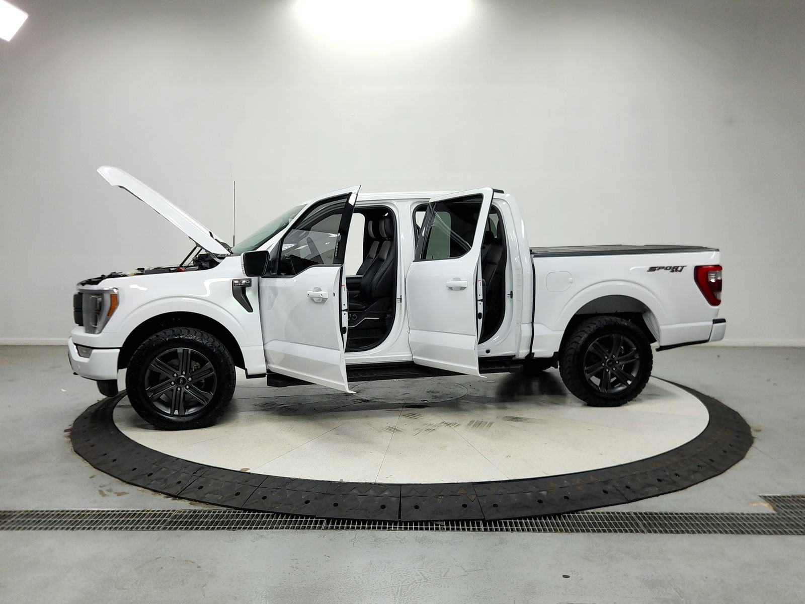 Used 2023 Ford F150 Lariat w/ Equipment Group 502A High AWD/4WD image 13
