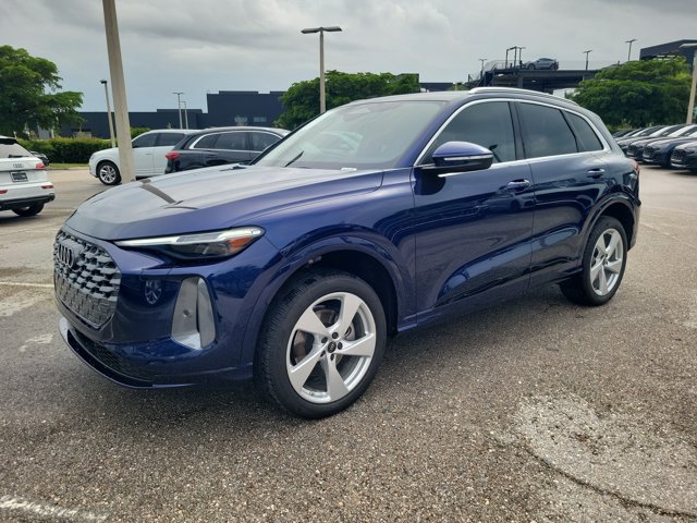Certified 2025 Audi Q5 Premium w/ Premium Plus AWD/4WD image 4