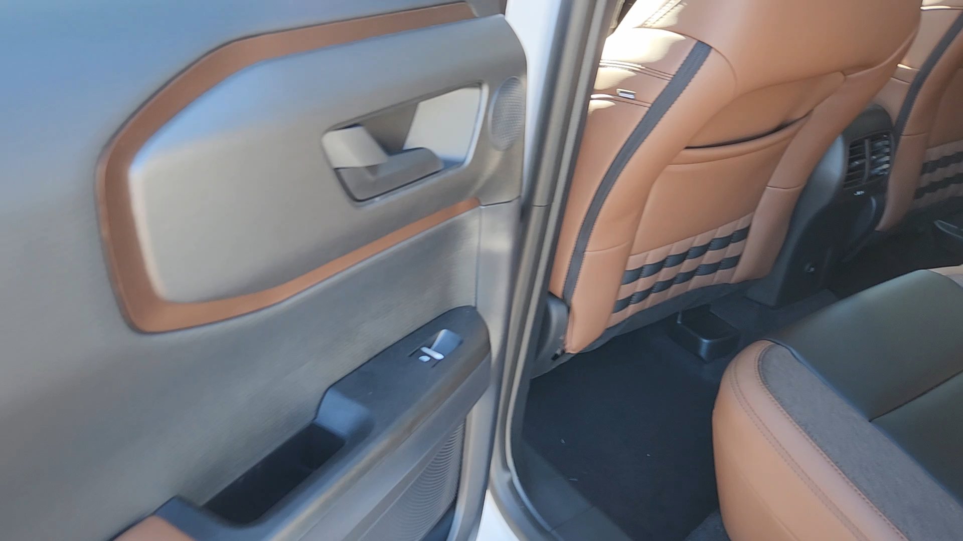 New 2025 Ford Bronco Sport Outer Banks w/ Outer Banks Tech Package+ AWD/4WD image 23