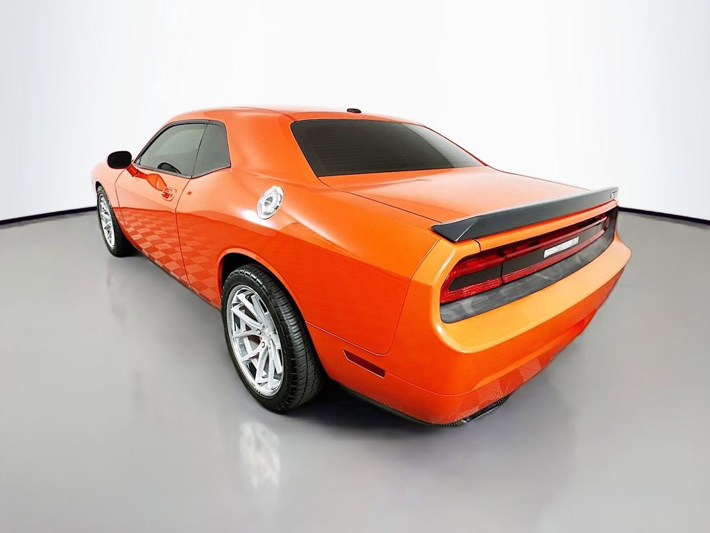 Used 2010 Dodge Challenger SRT8 w/ SRT Option Group II RWD image 7