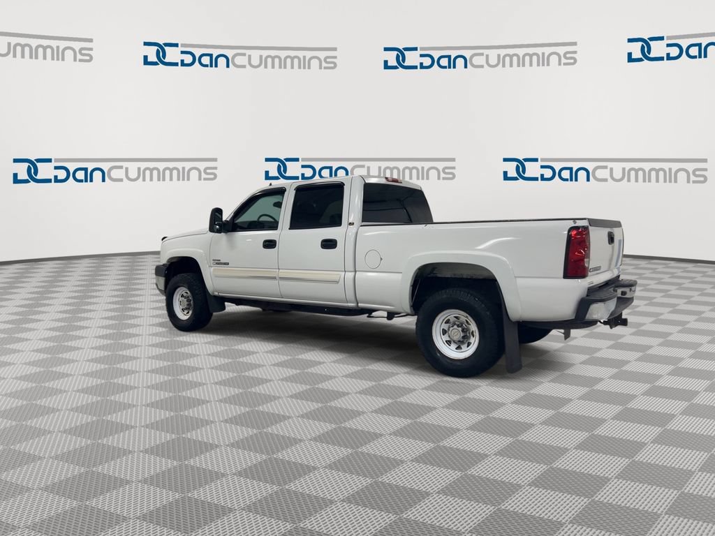 Used 2006 Chevrolet Silverado 2500 LT w/ Heavy-Duty Power Package RWD image 6