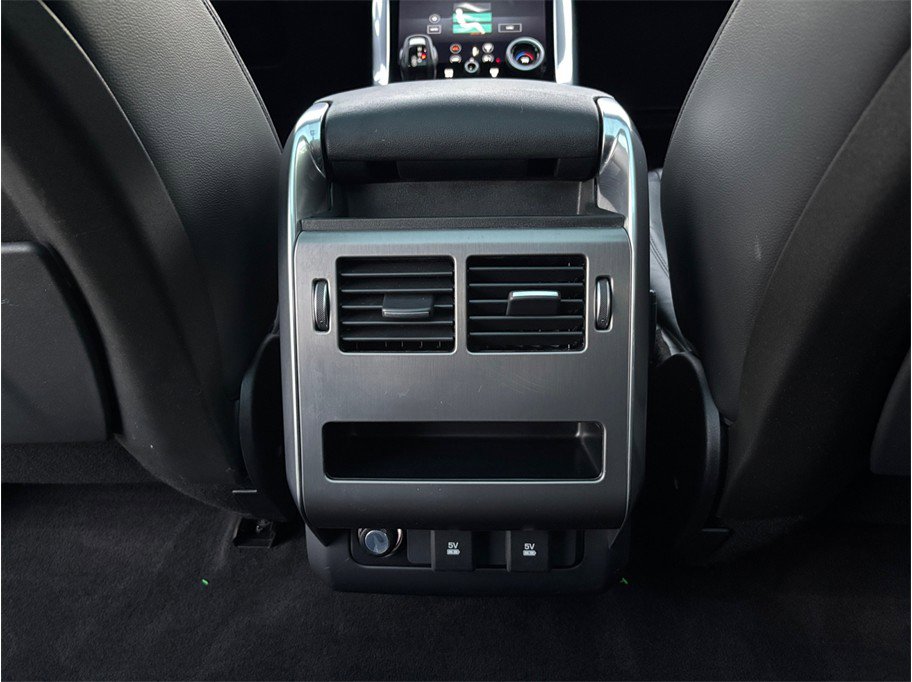 Used 2020 Land Rover Range Rover Sport SE image 41