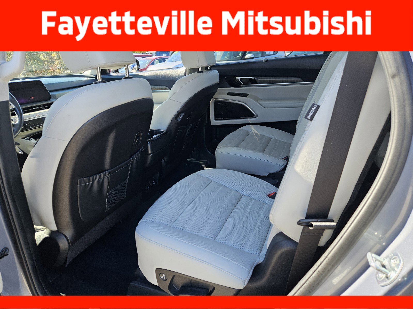 Used 2023 Kia Telluride SX Prestige image 11