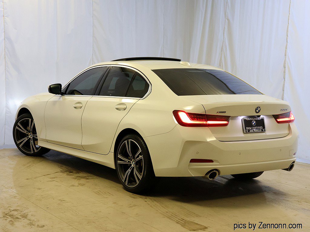 Certified 2024 BMW 330i xDrive Sedan w/ Convenience Package image 9