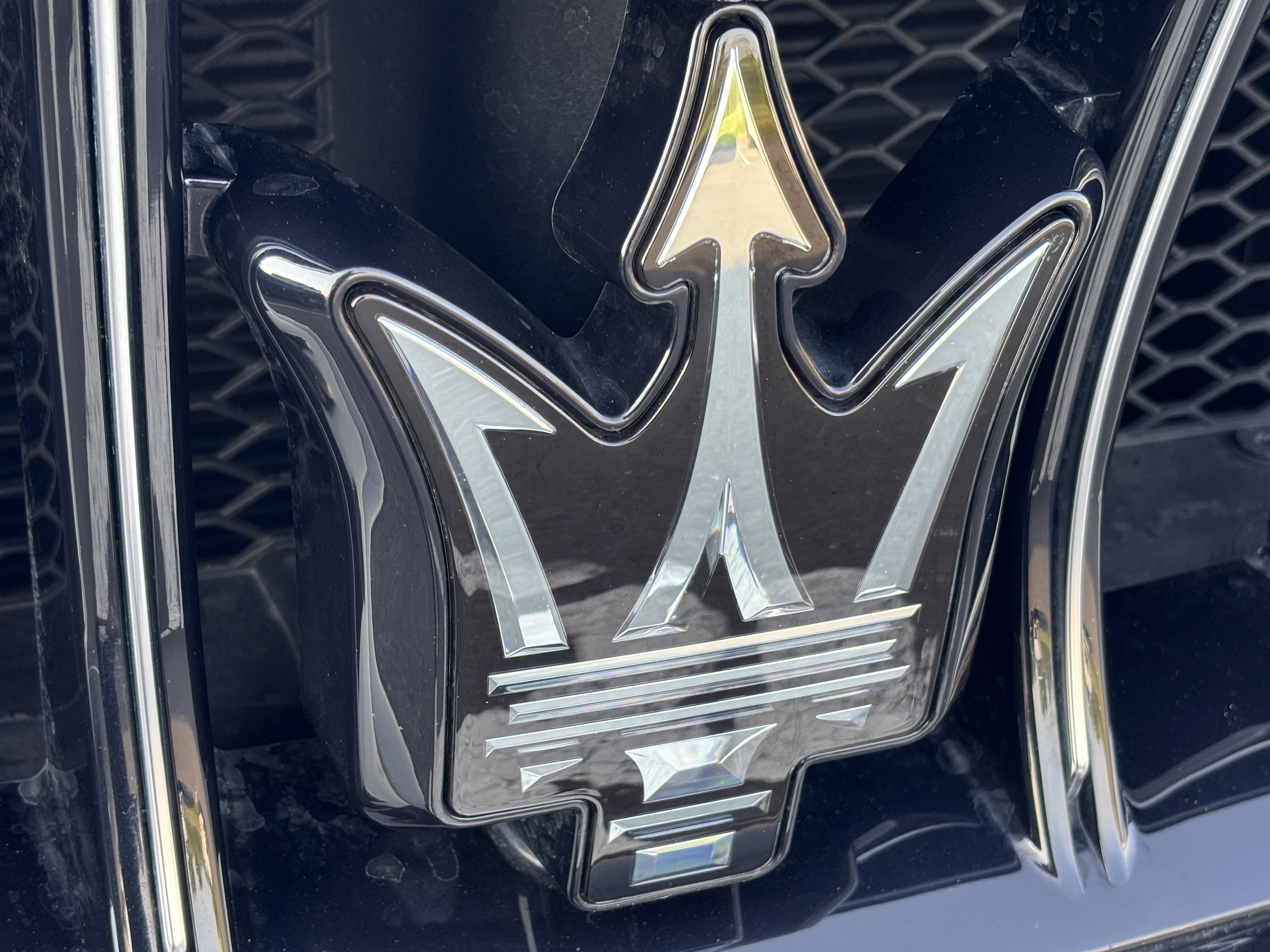 Used 2025 Maserati Grecale Folgore AWD/4WD image 20