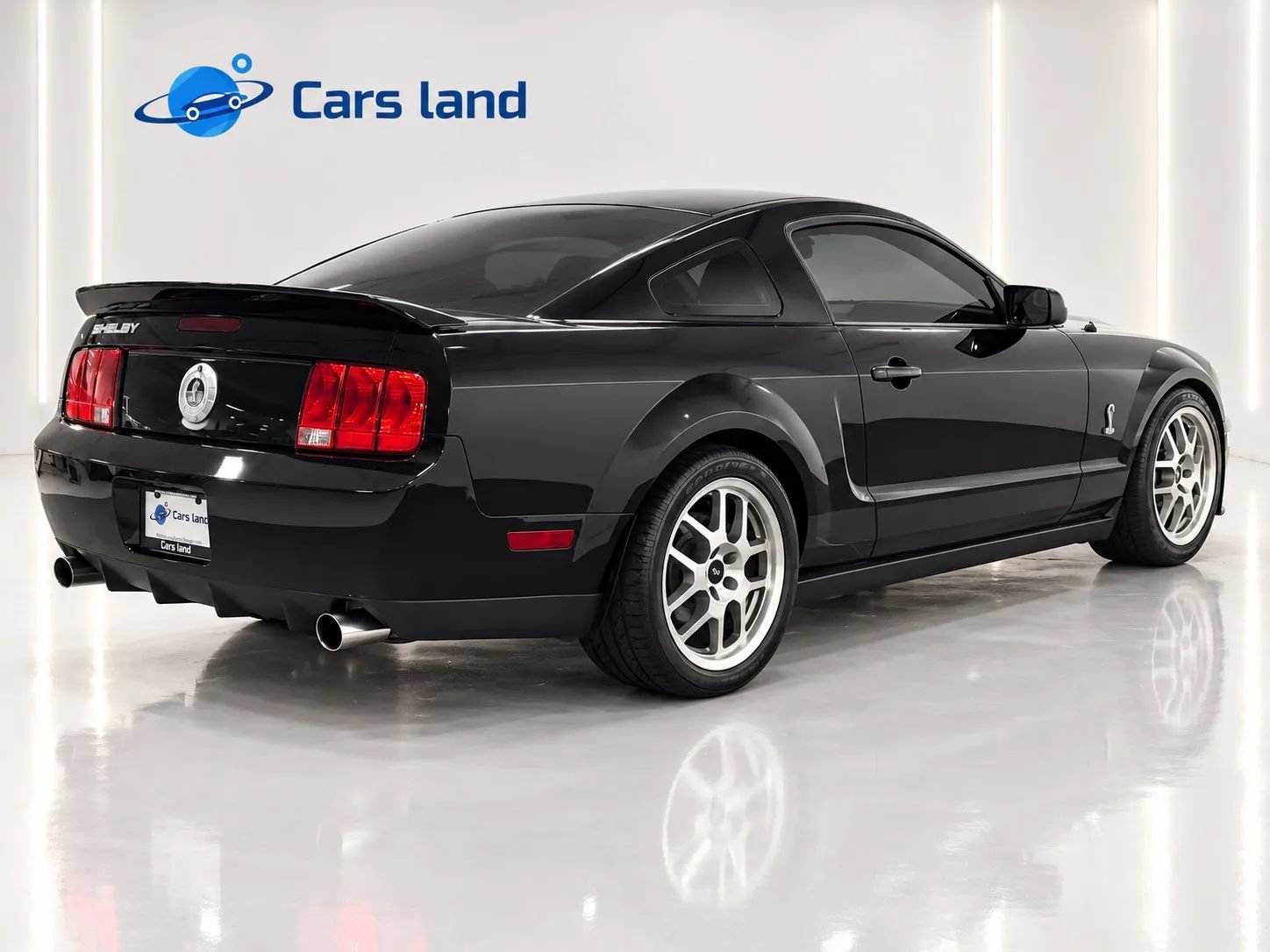 Used 2008 Ford Mustang Shelby GT500 RWD image 3