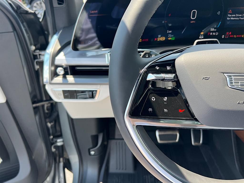 New 2026 Cadillac Vistiq Sport w/ LPO, Floor Liner Package image 20