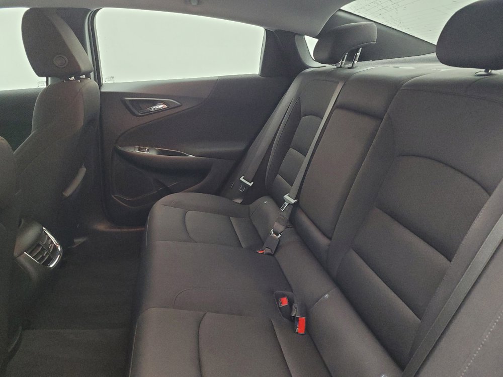 Used 2023 Chevrolet Malibu LT FWD image 18