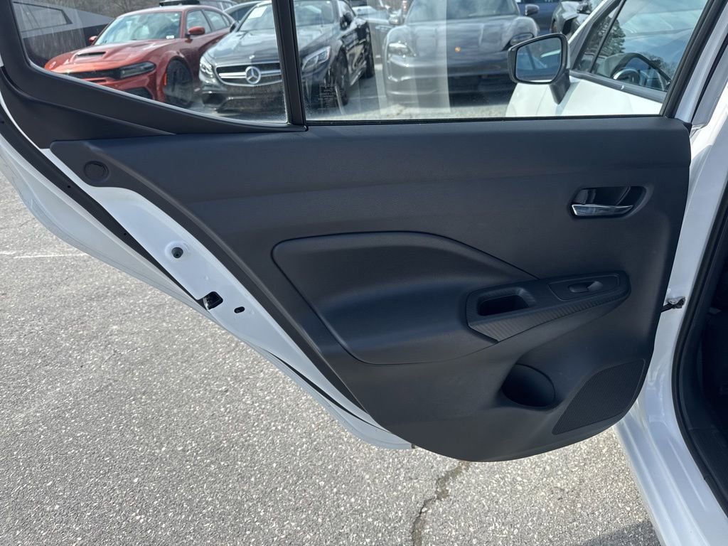 Used 2025 Nissan Versa SV image 24