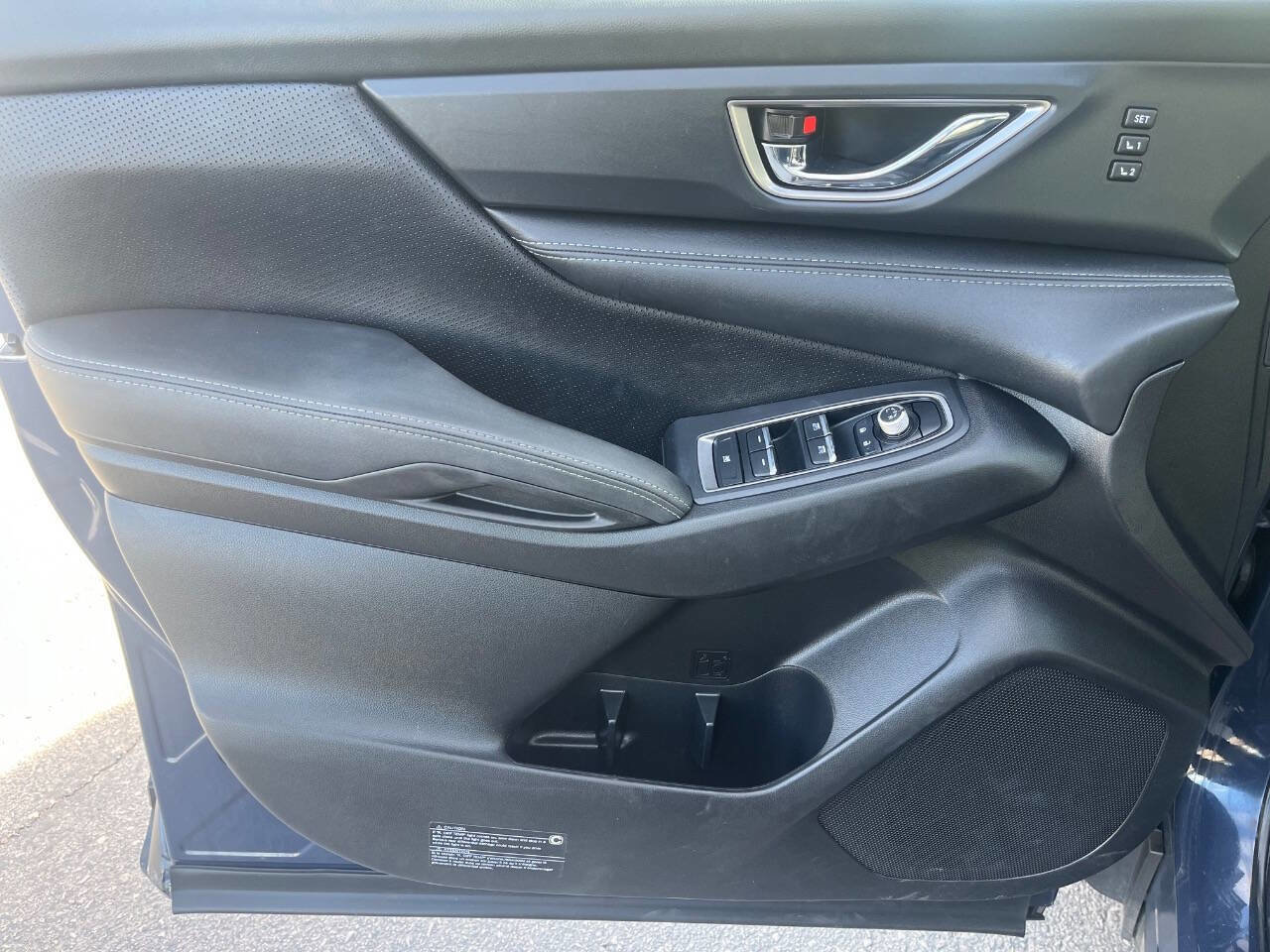 Used 2023 Subaru Ascent Limited image 24