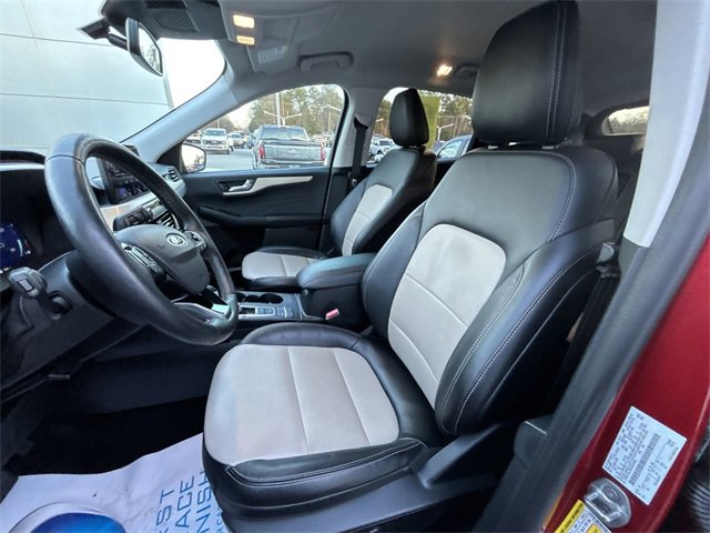 Used 2022 Ford Escape Titanium w/ Titanium Premium Package image 13