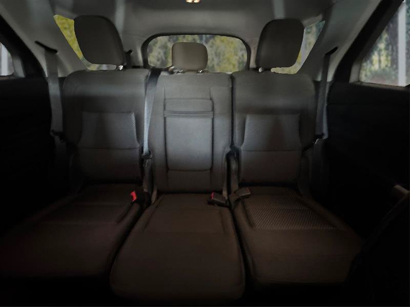 Used 2022 Ford Explorer XLT AWD/4WD image 15