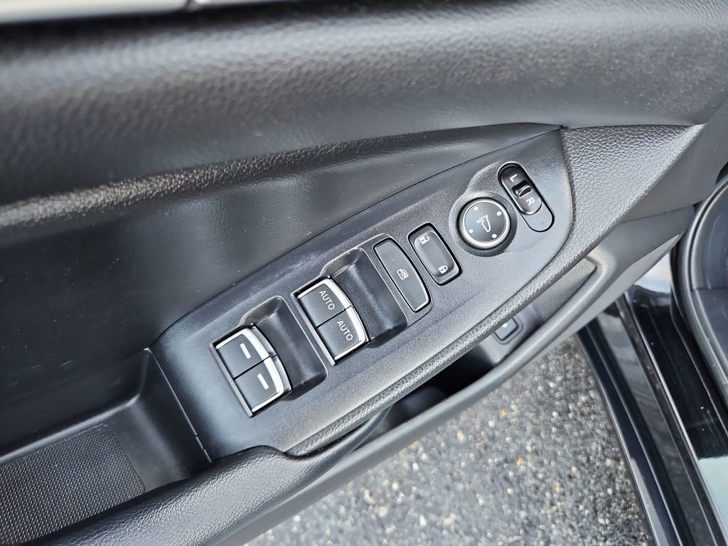 Used 2018 Honda Accord Sport image 27
