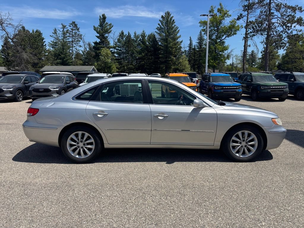 Used 2007 Hyundai Azera Limited FWD image 2