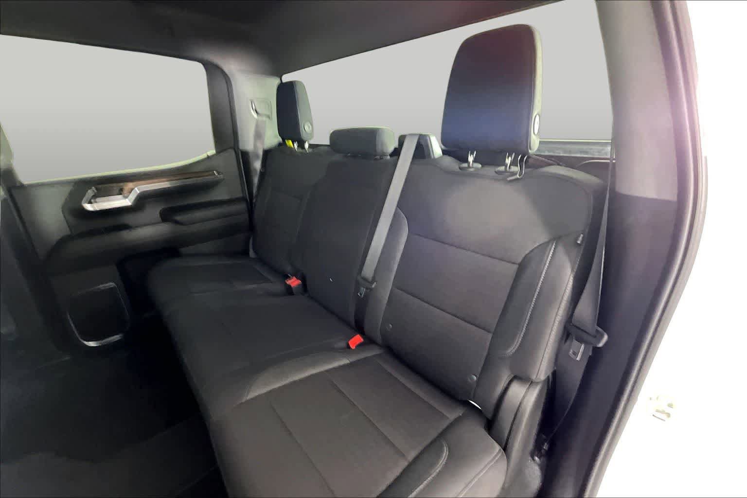 Certified 2024 Chevrolet Silverado 1500 LT AWD/4WD image 19