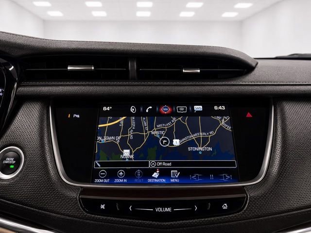 Used 2017 Cadillac XT5 Luxury w/ Driver Awareness Package AWD/4WD image 28