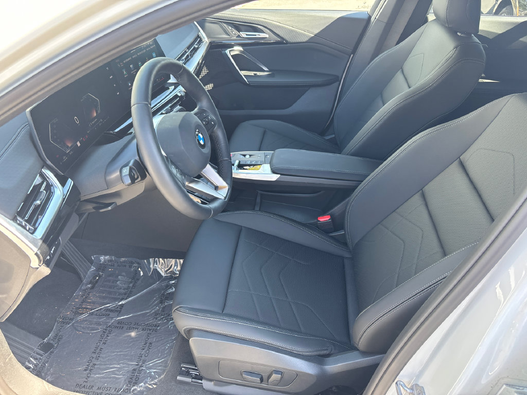 New 2026 BMW X2 xDrive28i AWD/4WD image 27