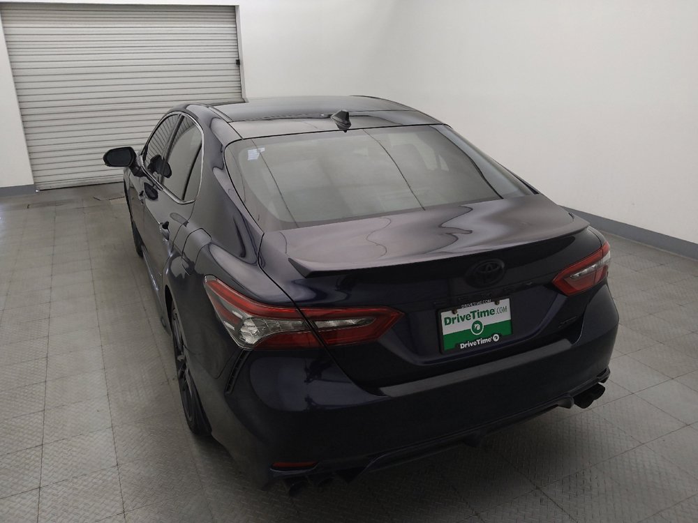 Used 2022 Toyota Camry XSE FWD image 6