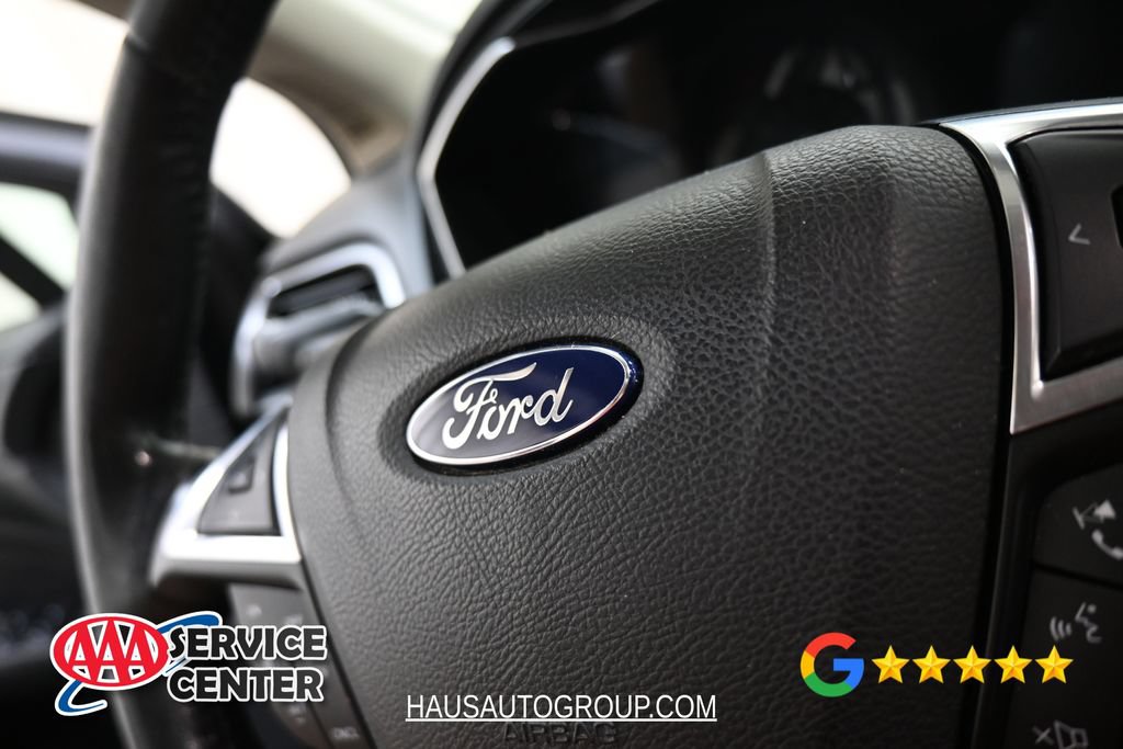 Used 2017 Ford Fusion Energi Titanium FWD image 28