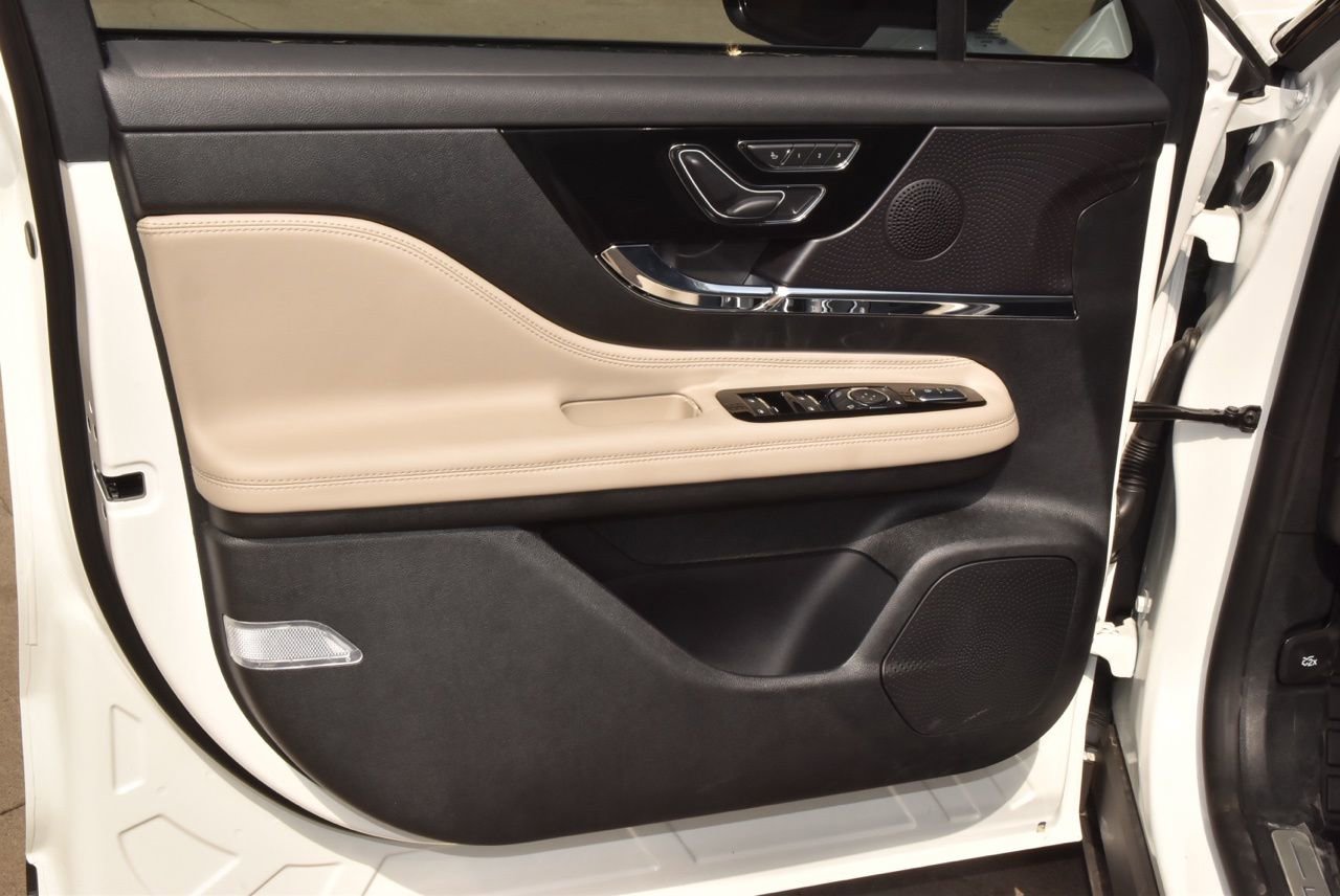 New 2026 Lincoln Corsair Premiere image 34