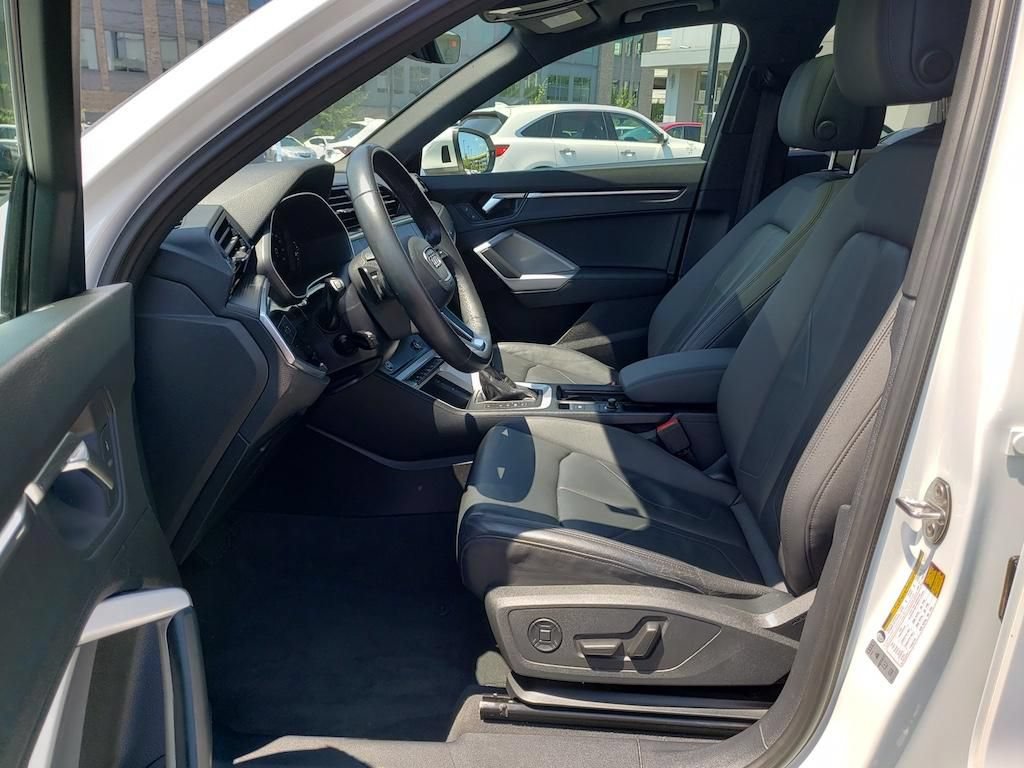 Used 2023 Audi Q3 2.0T Premium AWD/4WD image 16