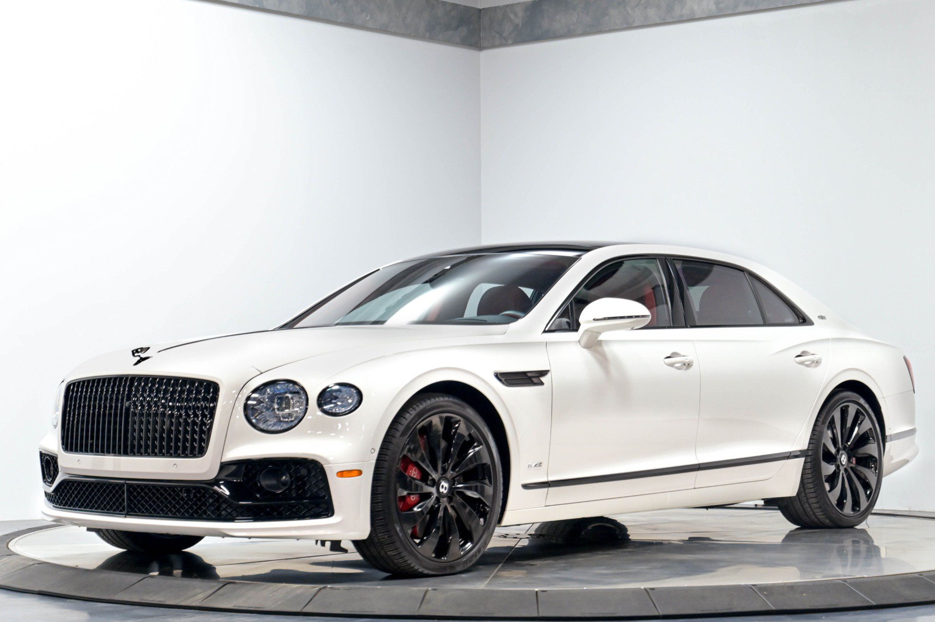Used 2021 Bentley Flying Spur W12 w/ First Edition Specification AWD/4WD image 2