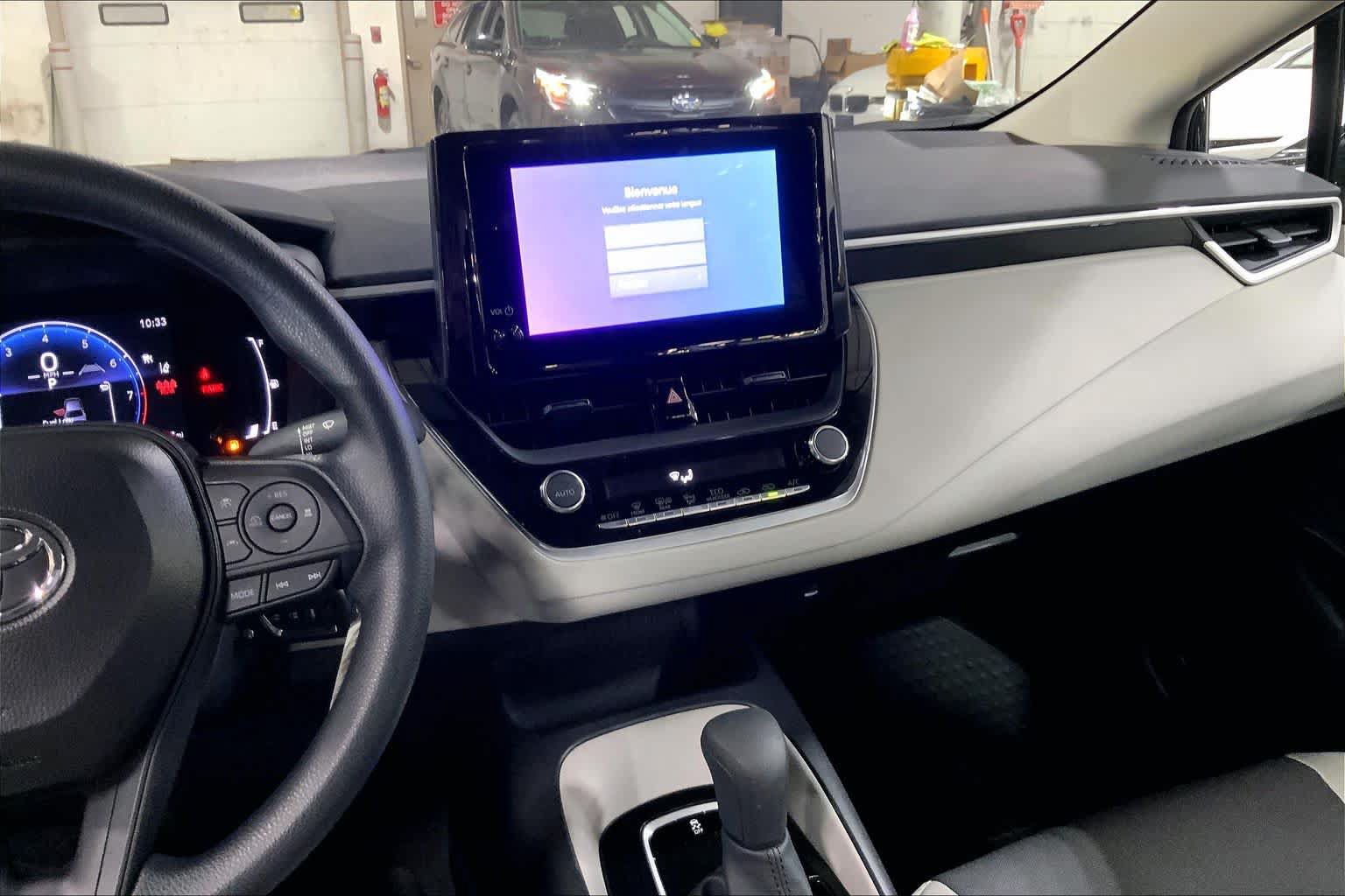 Used 2026 Toyota Corolla LE FWD image 6
