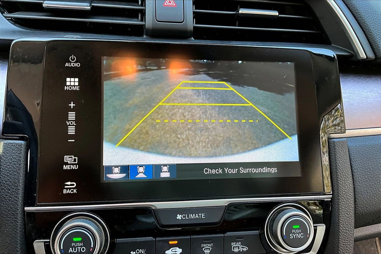 Used 2017 Honda Civic Touring image 13