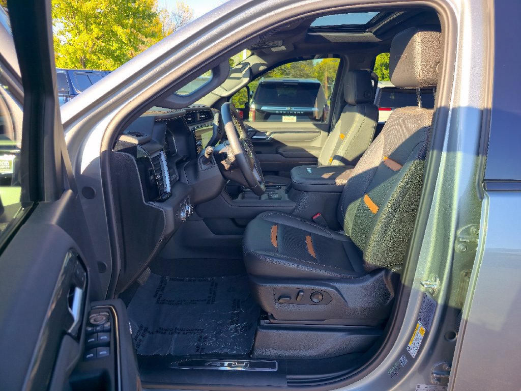 Certified 2026 GMC Sierra 2500 AT4 w/ AT4 Premium Plus Package AWD/4WD image 23