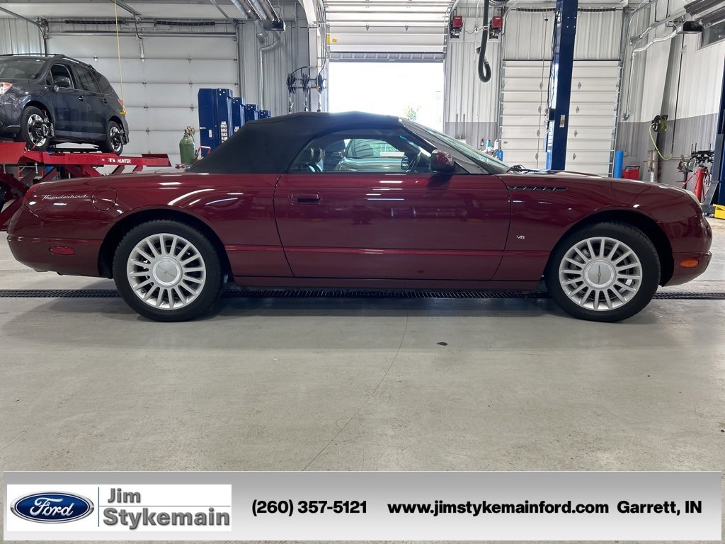 Used 2004 Ford Thunderbird image 12
