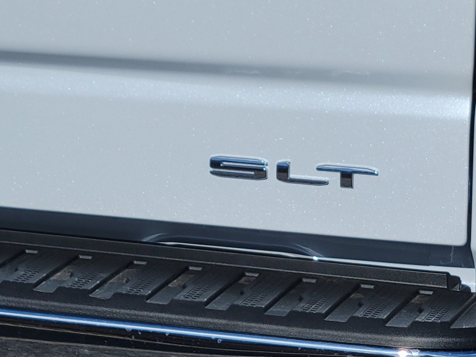 New 2026 GMC Sierra 1500 SLT w/ SLT Premium Package image 11