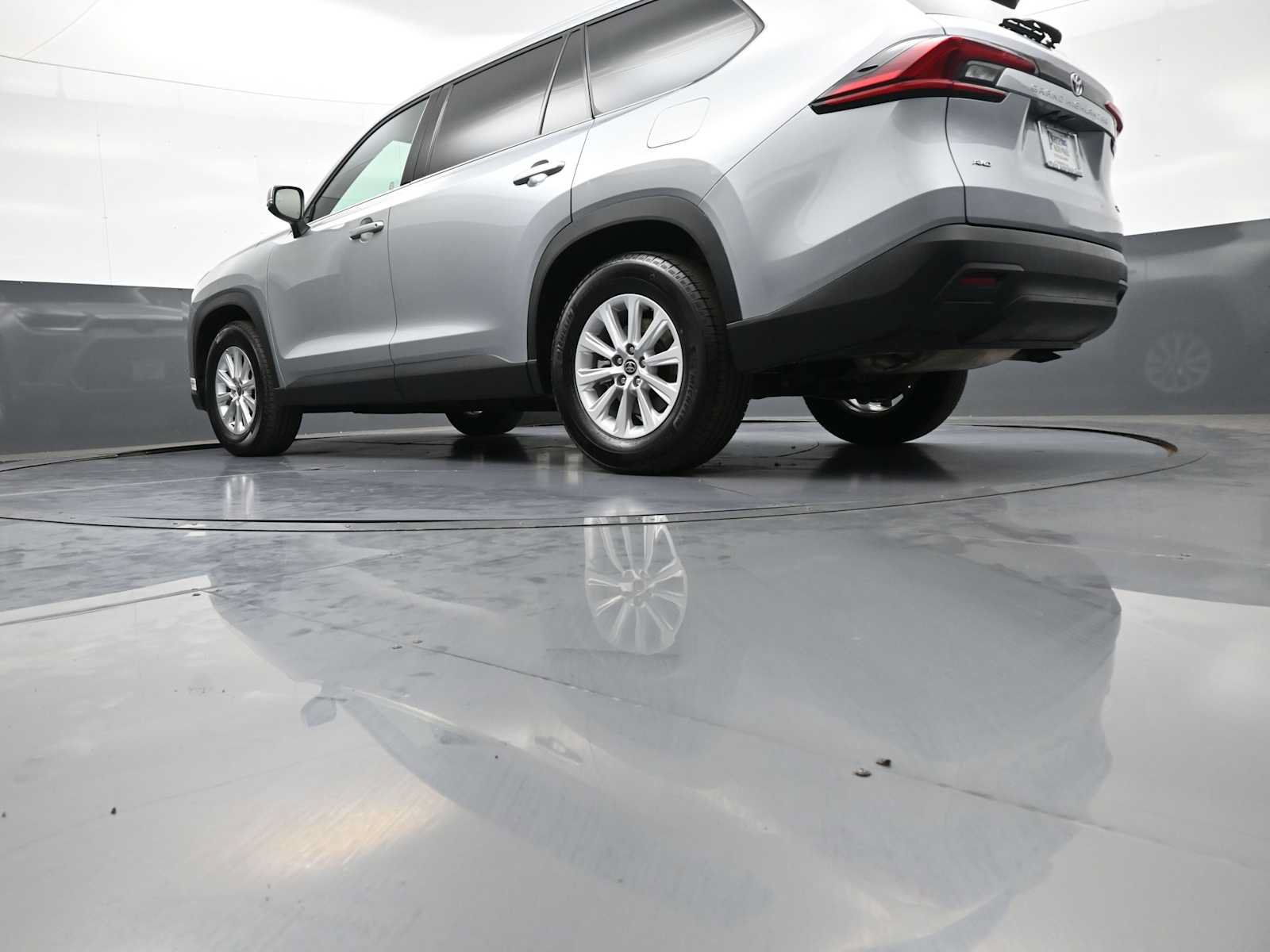 Certified 2025 Toyota Grand Highlander AWD image 34