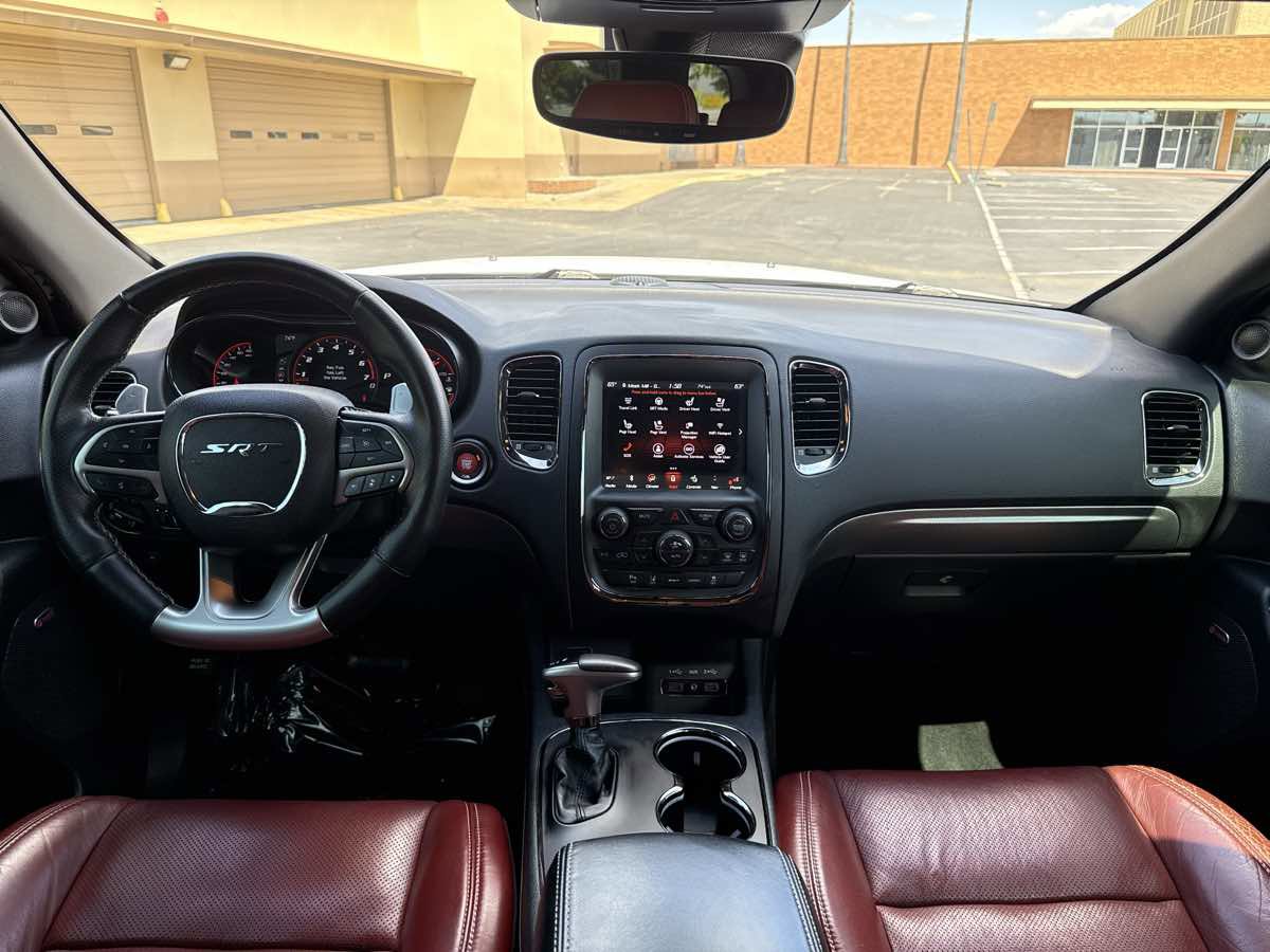 Used 2018 Dodge Durango SRT w/ Technology Group AWD/4WD image 17