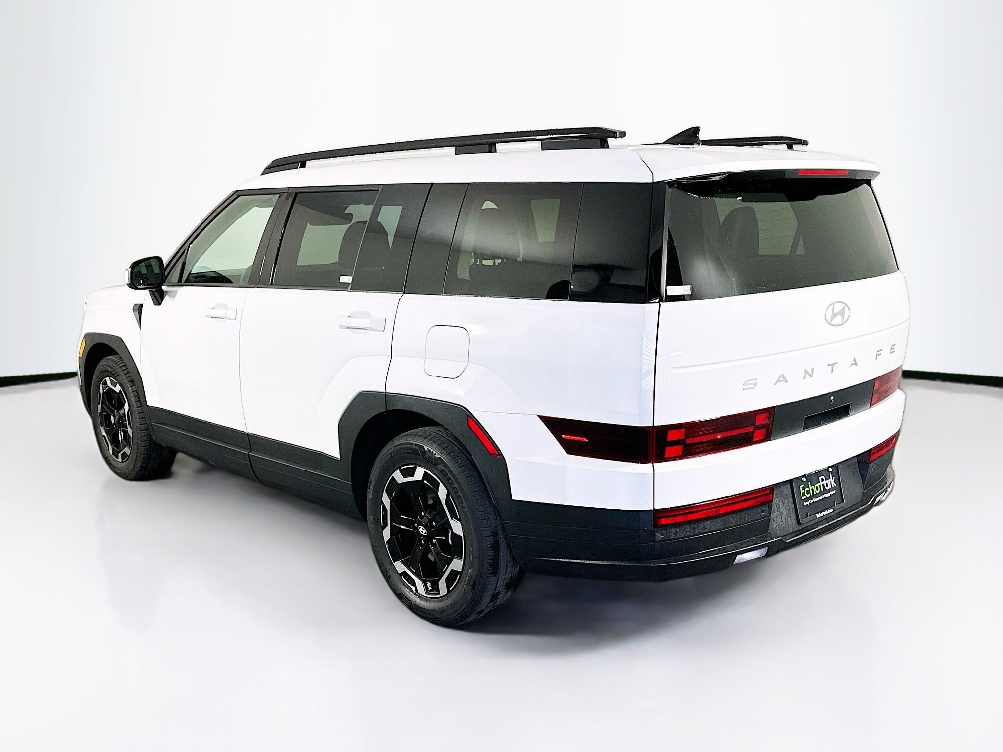 Used 2025 Hyundai Santa Fe SEL image 5