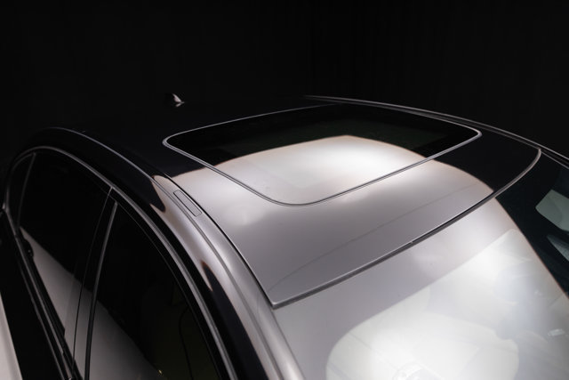 Used 2013 BMW 760Li RWD image 28