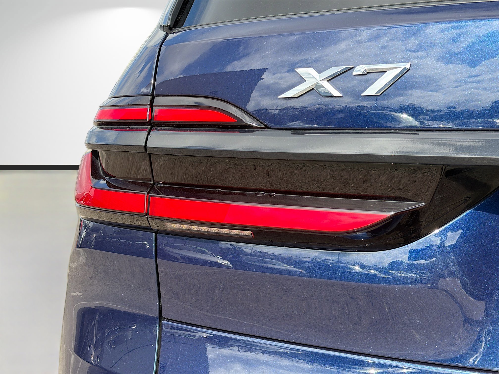 Used 2023 BMW X7 xDrive40i image 10