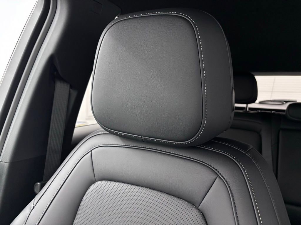 New 2026 GMC Terrain Elevation w/ Elevation Premium Package image 34