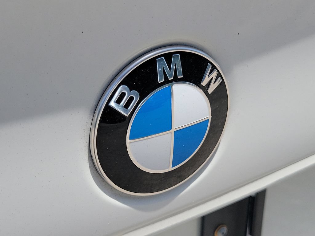 Used 2026 BMW M5 w/ Carbon Package AWD/4WD image 10