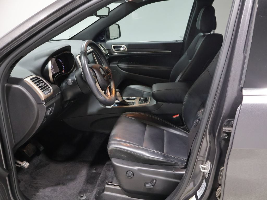 Used 2017 Jeep Grand Cherokee Limited AWD/4WD image 10