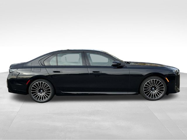 New 2027 BMW 740i xDrive w/ Executive Package AWD/4WD image 2
