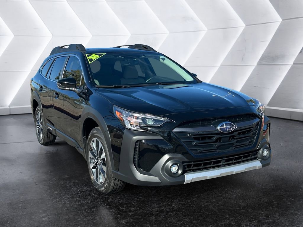 Used 2025 Subaru Outback Limited image 1