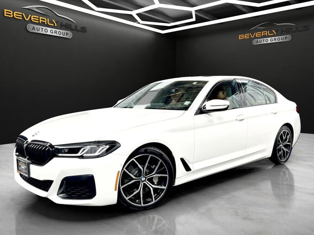 Used 2022 BMW 530i xDrive w/ M Sport Package image 1