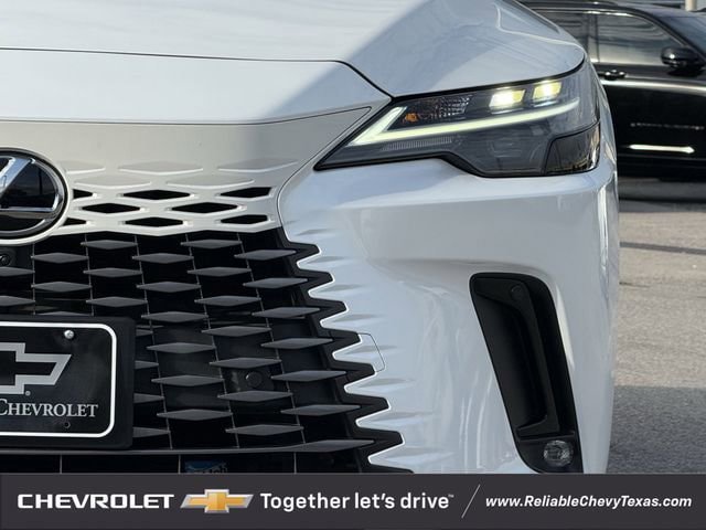 Used 2025 Lexus RX 350 Premium w/ Accessory Package (Z1) image 4