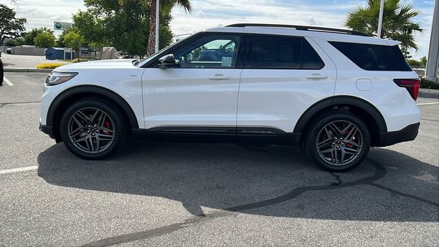 New 2026 Ford Explorer ST-Line w/ ST-Line Street Pack RWD image 6
