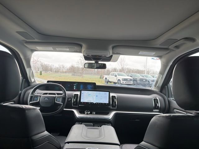 Used 2025 Ford Expedition Max Platinum w/ Driver's Package image 27