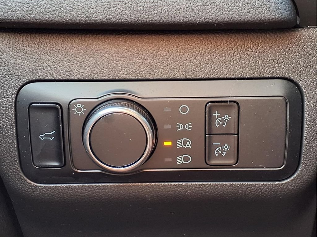 Used 2024 Ford Escape ST-Line w/ Tech Pack #1 FWD image 20